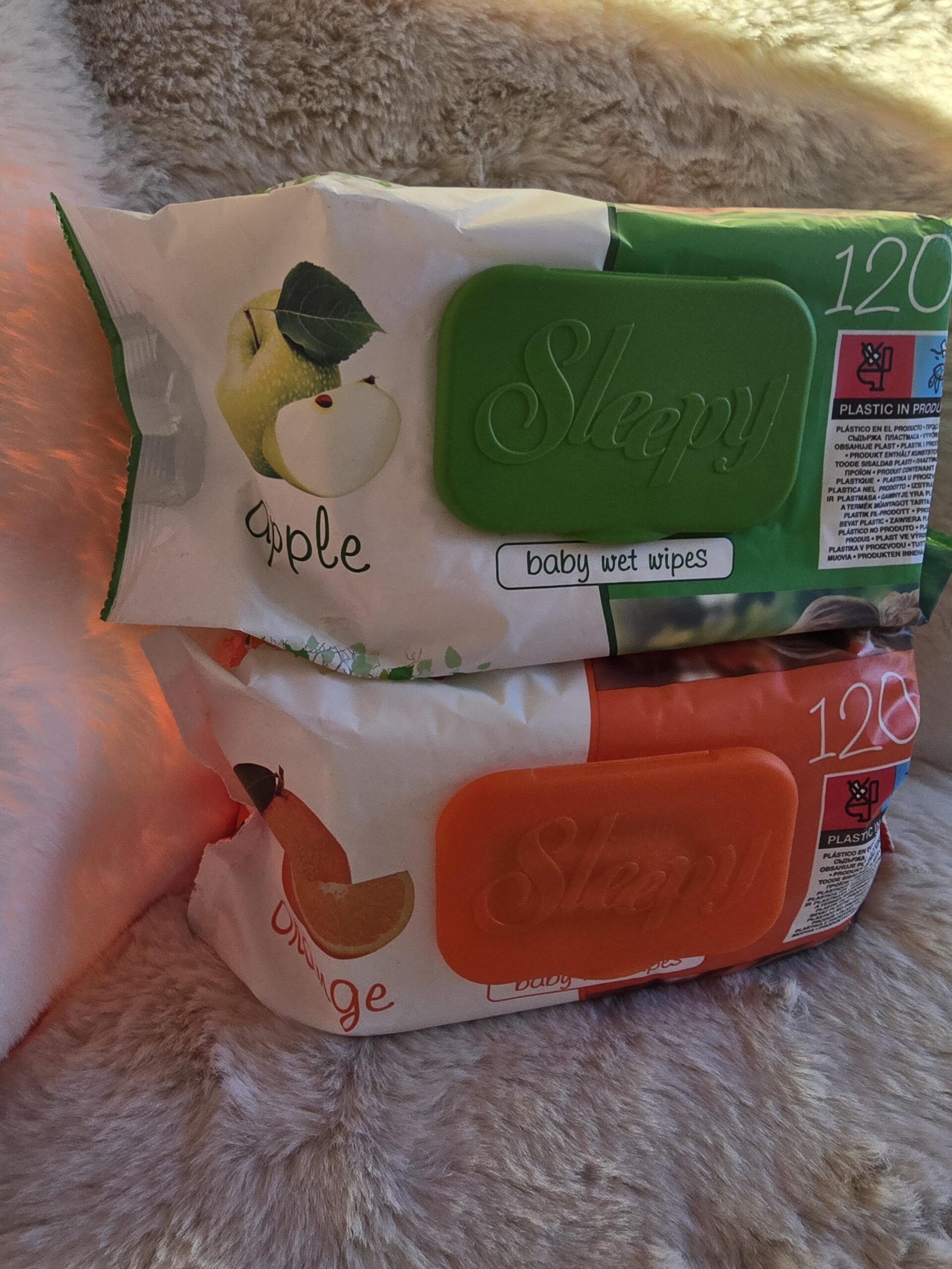 2026/01/1000047919-scaled.jpg Mitrās salvetes ar ābolu un apelsīna aromātu Sleepy Baby(120 gab.) - Image 1