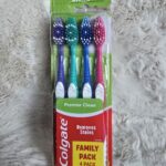 Colgate Premier Clean vidēji mīkstas zobu birstes, 4 gab.