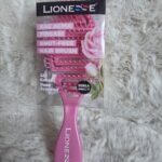 Lionesse Rose Scented matu suka papildināta ar maigu rožu aromātu