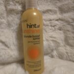 PRO:VOKE Hint of Sunshine Blonde Boost Spray — izgaismojošs matu aerosols (200 ml)