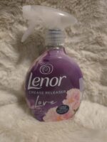 Šķidrais gludeklis Lenor Crease Releaser Love - Image 2
