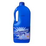 Bosque Verde Lejía Perfumada Denso — biezs, aromatizēts hlora balinātājs un dezinfekcijas līdzeklis ar mazgāšanas līdzekļa piedevu ( 2L ).